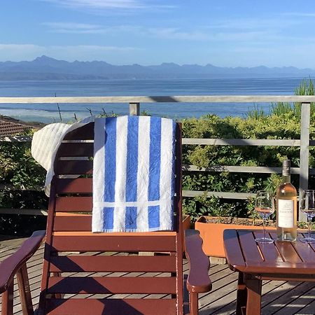 Dolphins' Playground Beachfront B&B Plettenbergbaai Buitenkant foto