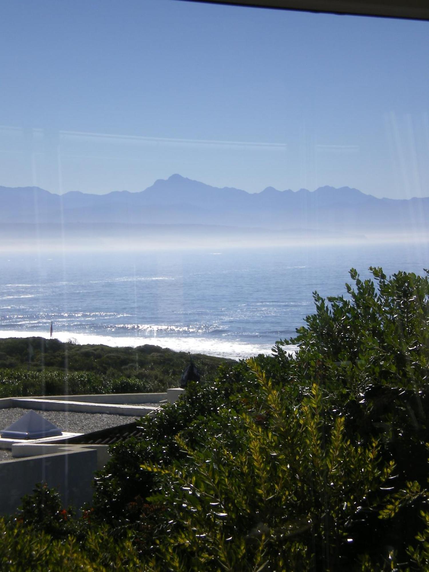 Dolphins' Playground Beachfront B&B Plettenbergbaai Kamer foto
