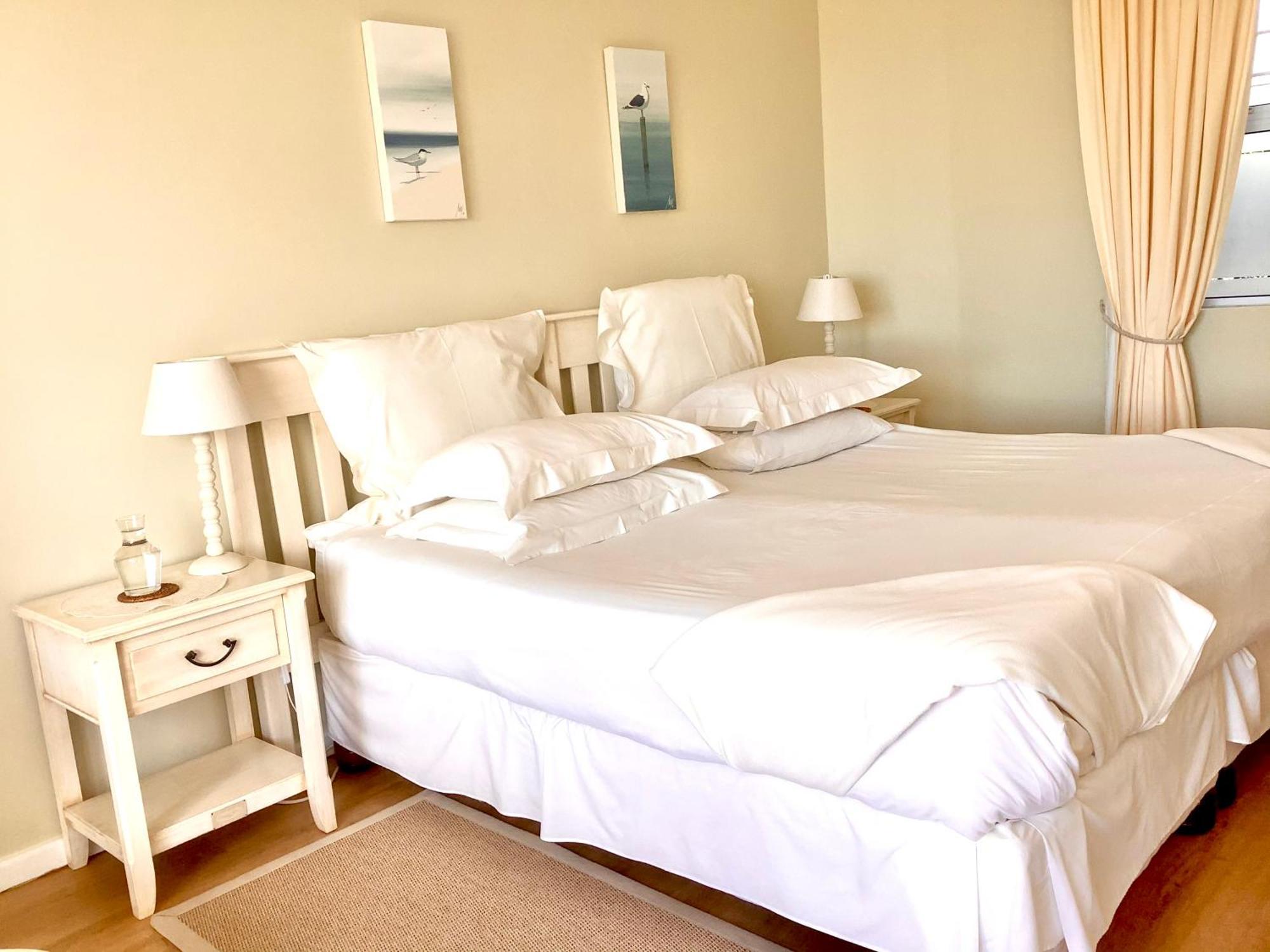 Dolphins' Playground Beachfront B&B Plettenbergbaai Buitenkant foto